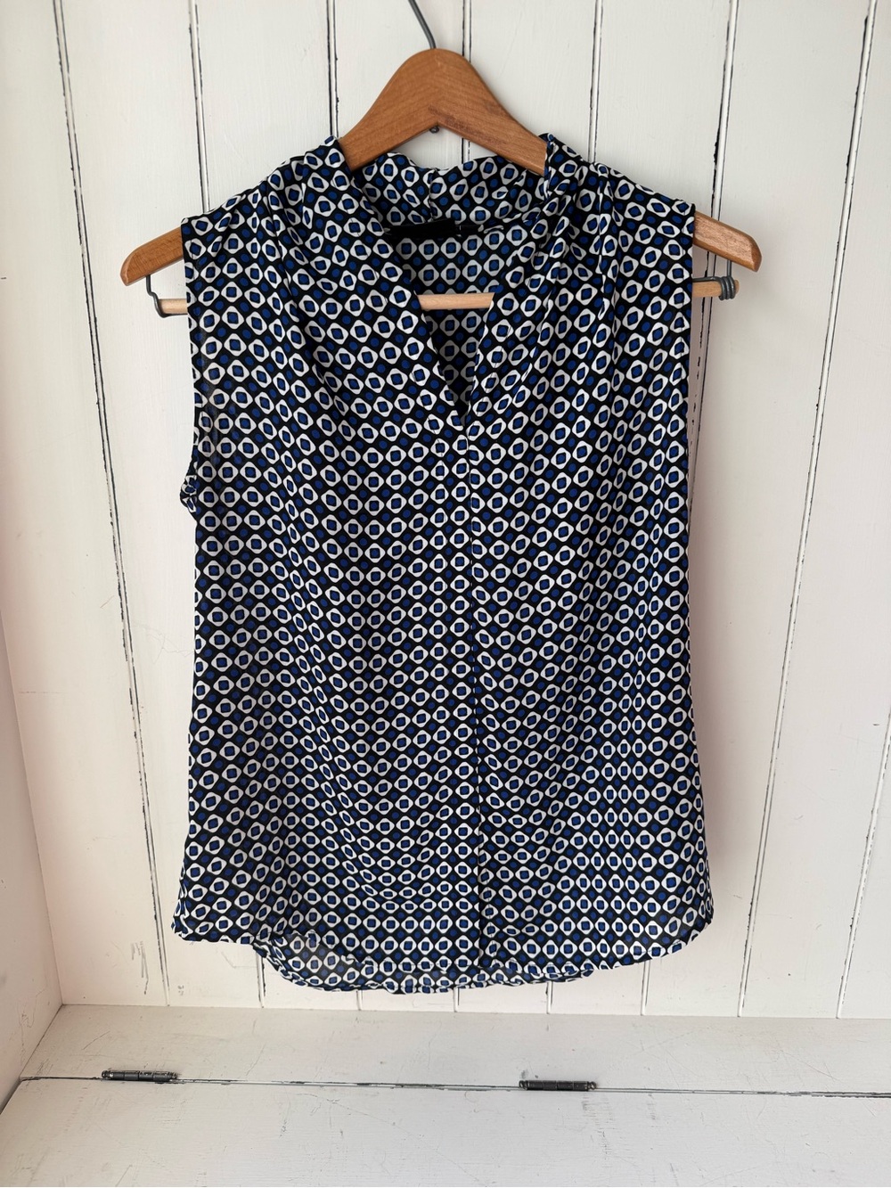Apt. 9 Blue And Black Tank Top Blouse